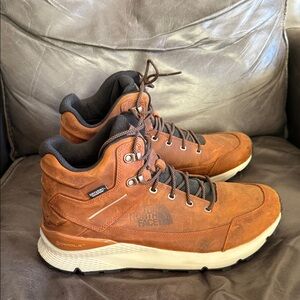 The North Face Men's Tan Leather Boots